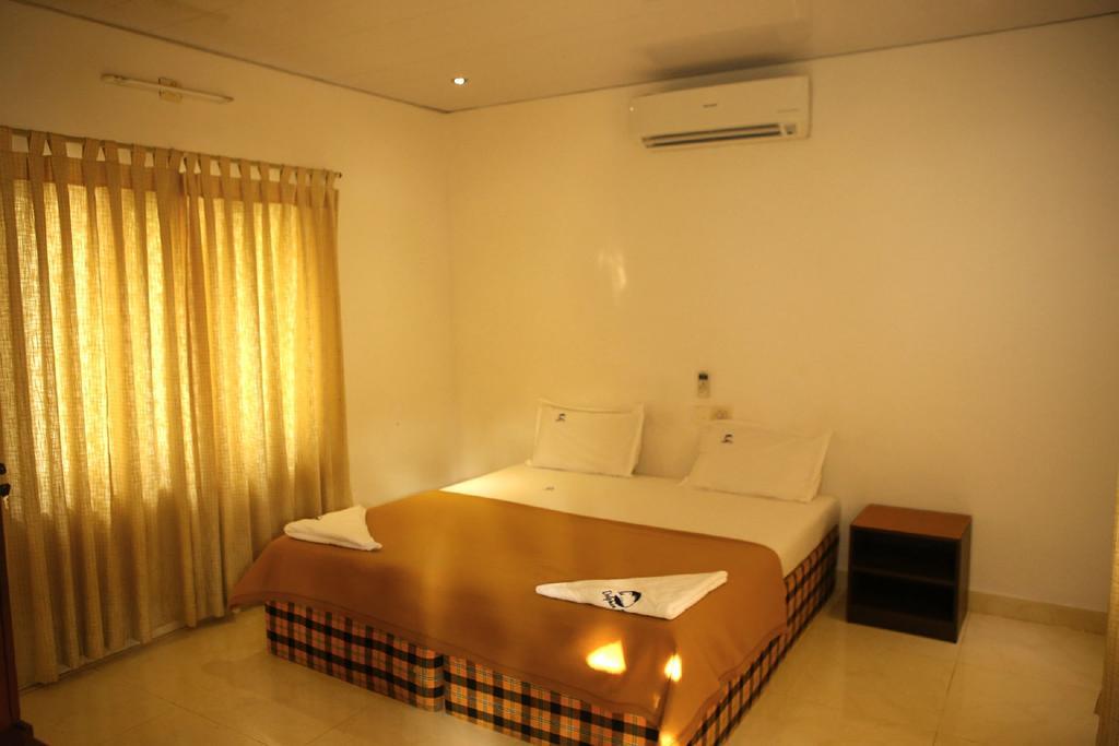 Dolphin Bay Hotel Varkala Exterior foto