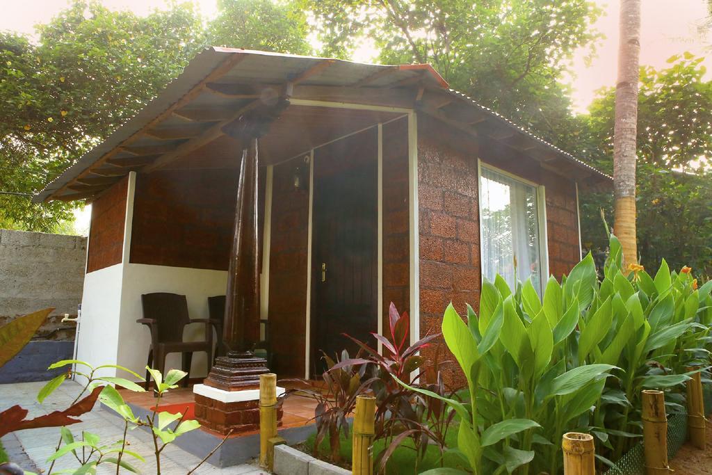 Dolphin Bay Hotel Varkala Exterior foto